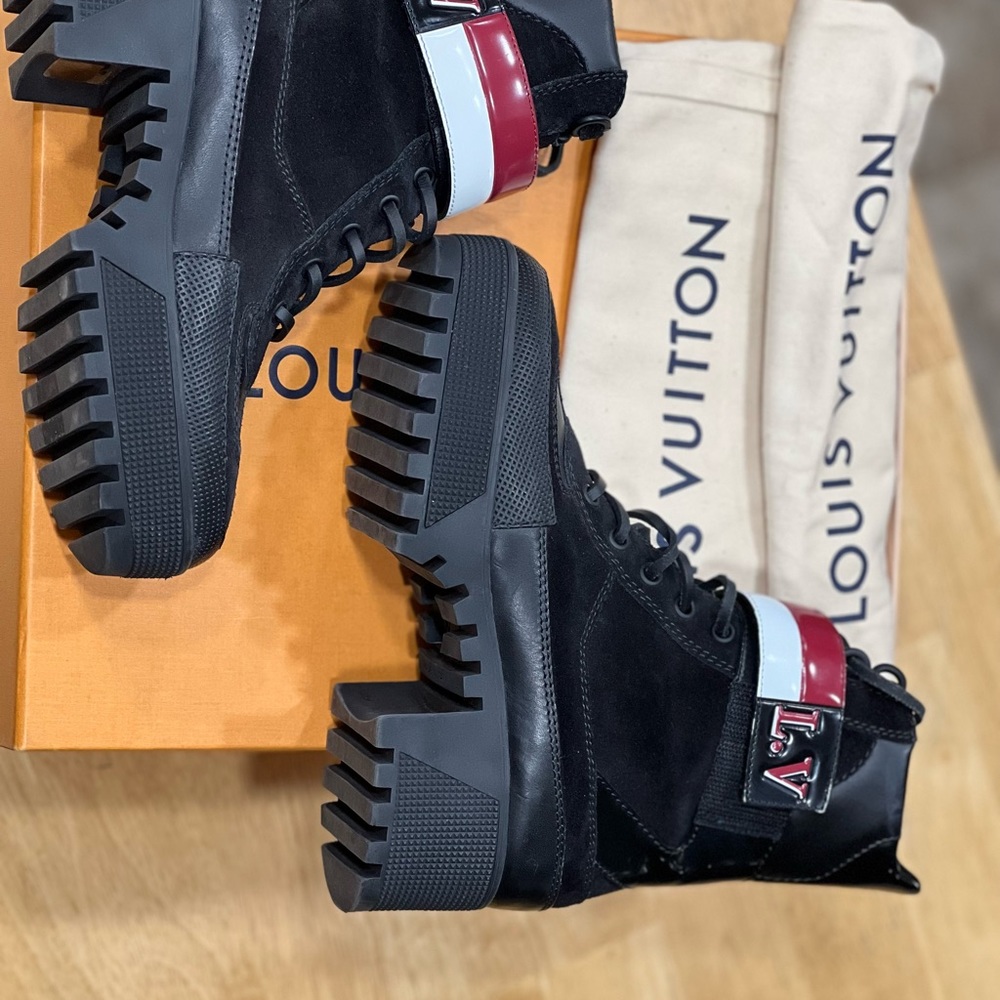 Louis Vuitton Black Booties - Picture 4 of 8